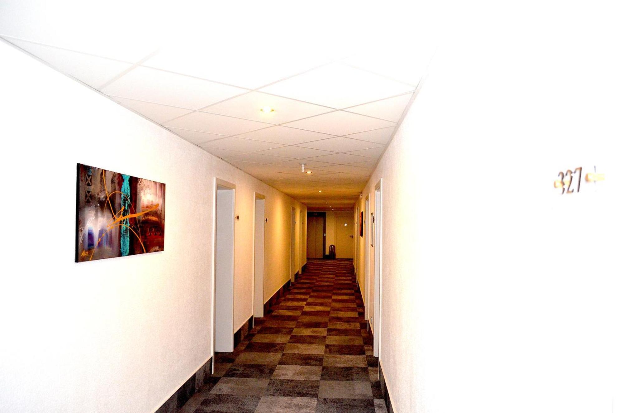 Weber Hotel MHG Exterior foto